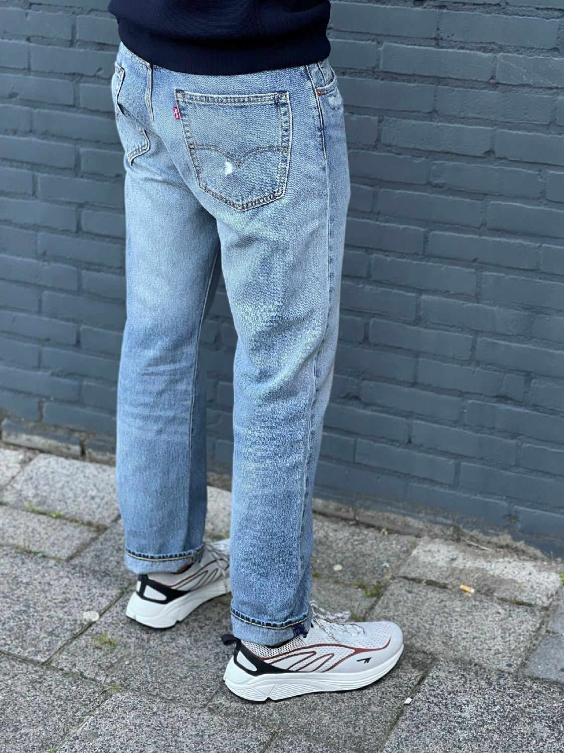 cliënt Melodieus Tapijt Levi's heren jeans 551 Authentic straight Hula online kopen bij No Sense.  247670-0040 | Where jeans meet fashion